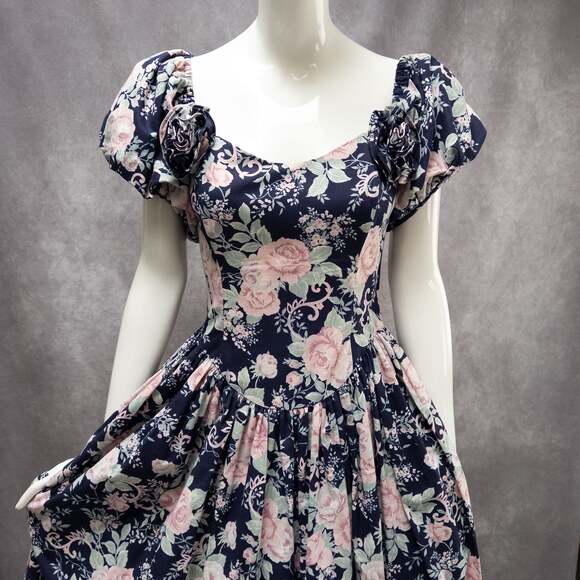 Jessica McClintock Dresses & Skirts - Vintage Jessica McClintock‎ 1980s cottagecore puff sleeves dress with crinoline